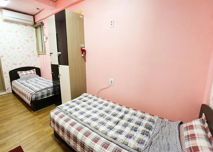 Funstay Inn Guesthouse